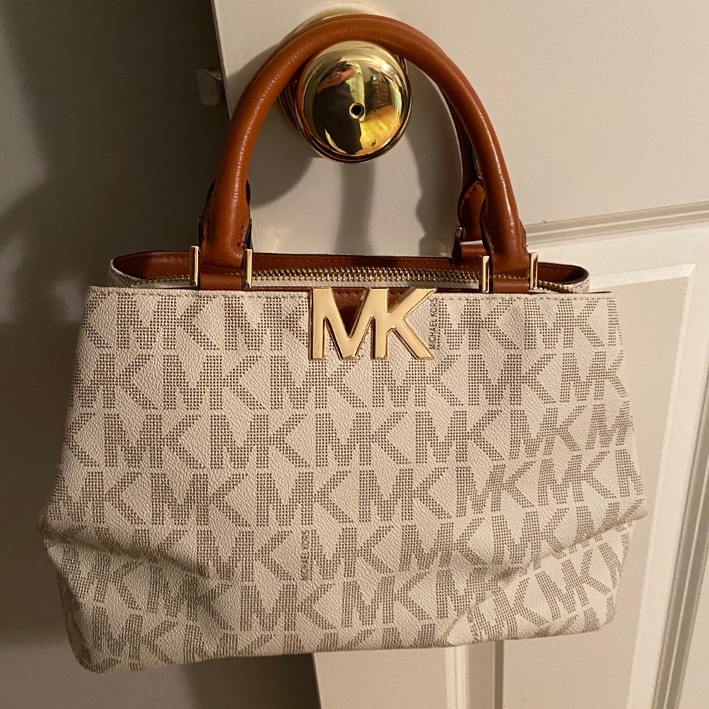 👛Michael Kors Purse 👛